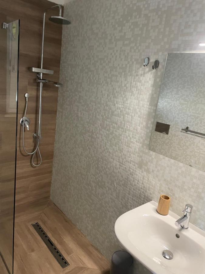 Dependance La Dimora Del Borgo Apartment Martella Bagian luar foto